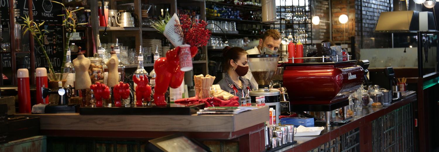 Если вы пропустили: столик на Красном, дебаркадер и рюмка-муха