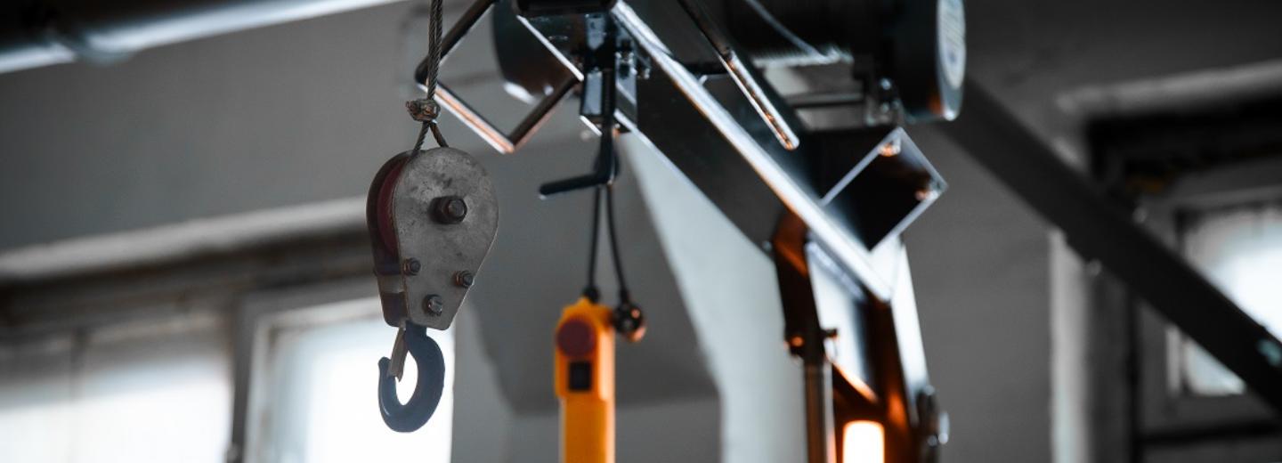 Компактную и дешёвую кран-балку для небольших складов создали в НГТУ НЭТИ