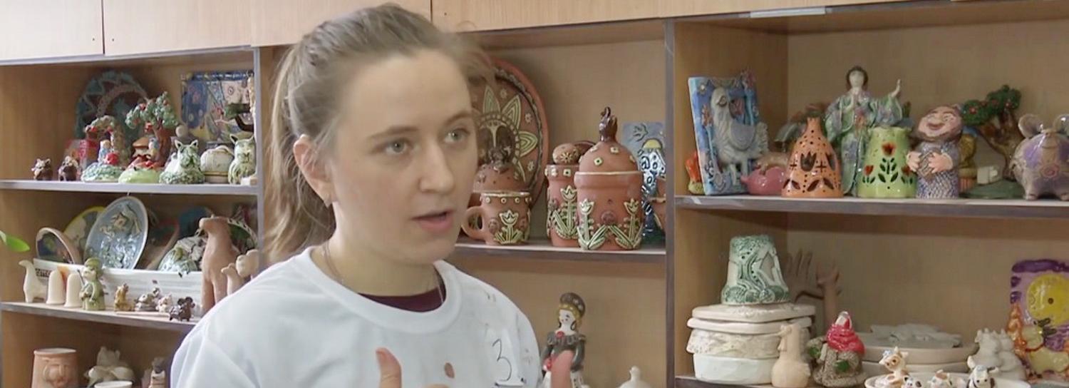 «Абилимпикс»: глухая девушка работает учителем в обычной школе