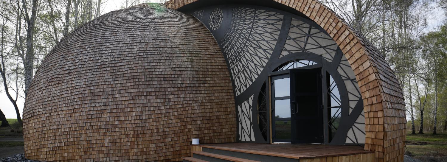 Травников поручил запустить автобус из Новосибирска до «Мира Парка»