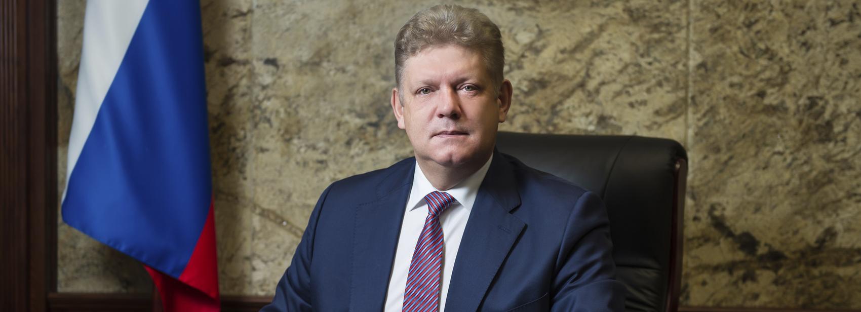 Полпред Анатолий Серышев поздравляет с Днём учителя