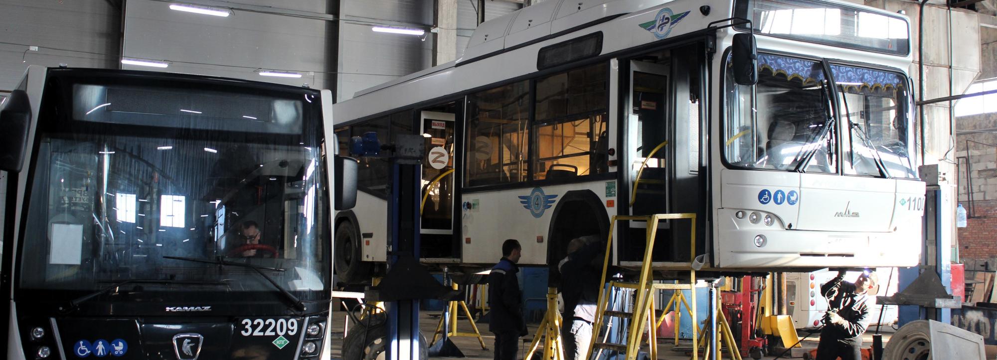 «Новосибгортранс» сократит время на ремонт автобусов за счёт нацпроекта