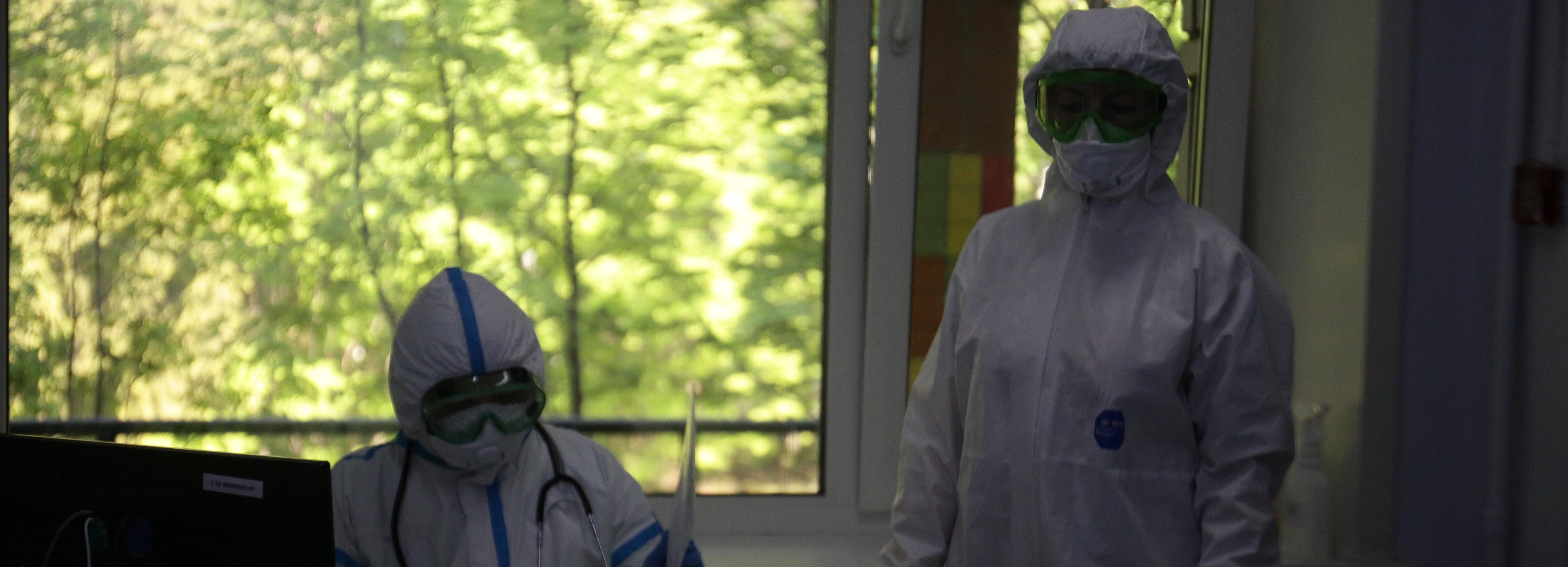 71 новосибирец заразился и четверо умерли от COVID-19 за сутки