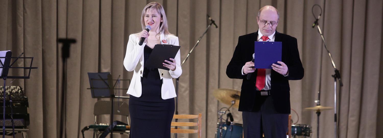 Сибирские поэты хотят проехать в «поезде Высоцкого» по городам России