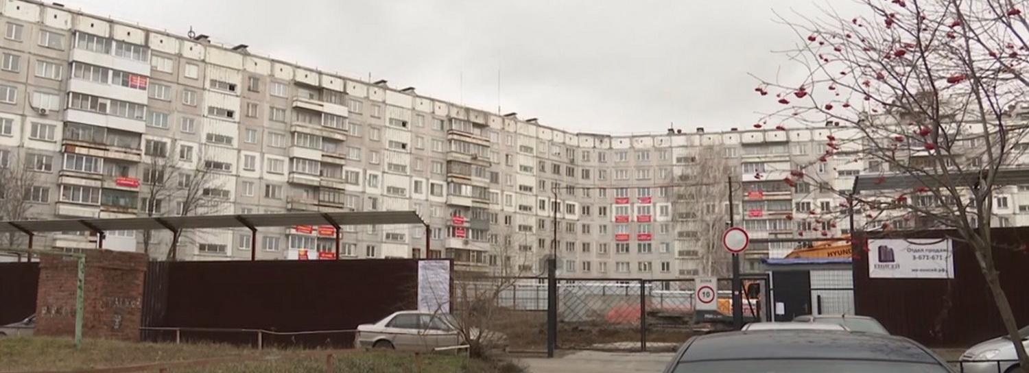 «Не забирайте солнце»: стройка в центре Новосибирска вызвала скандал