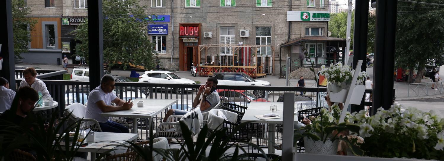 Кальяны, вейпы и системы нагревания табака приравняют к сигаретам