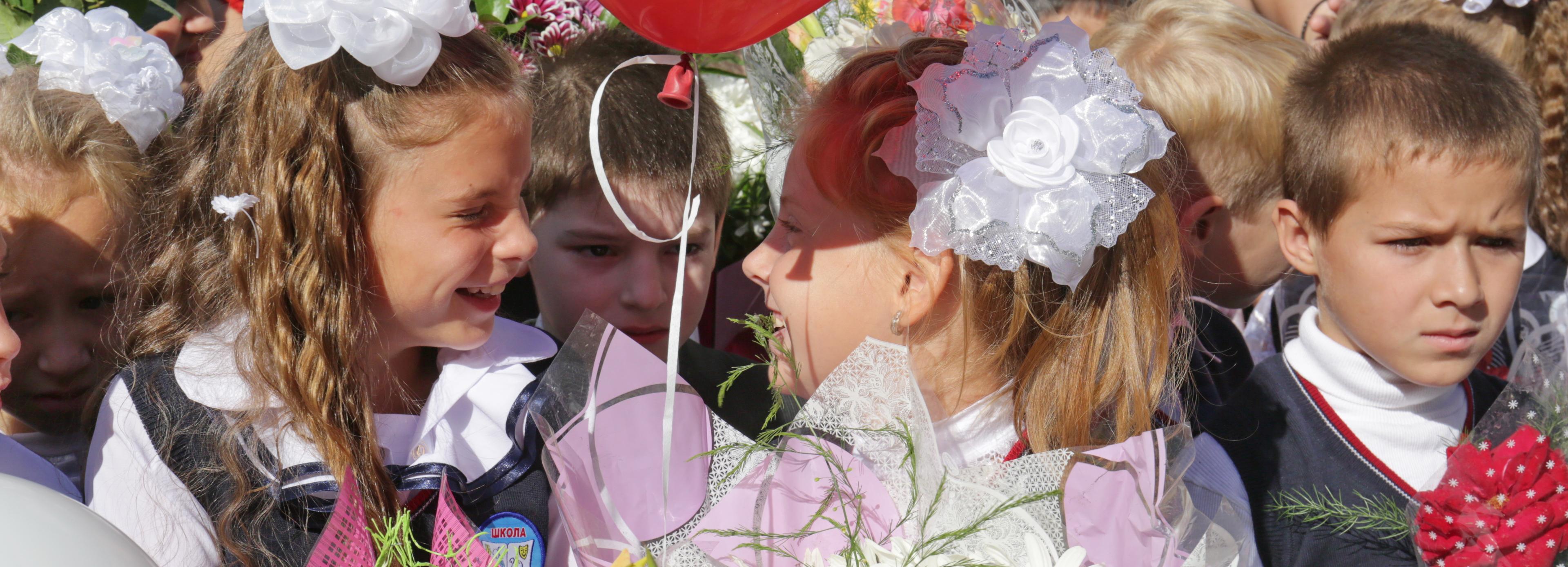 В Новосибирске родители школьников могут получить по 3000 рублей