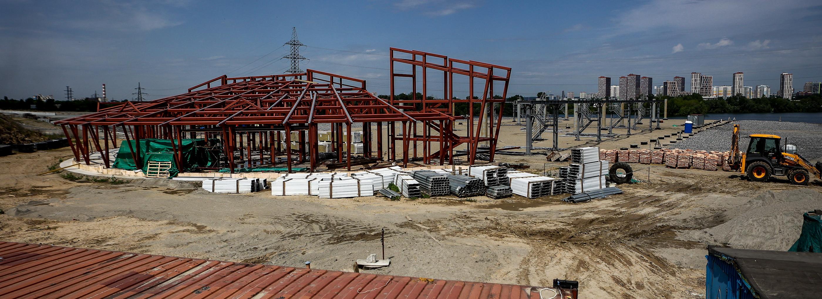 Как строят пункт оплаты за проезд по 4-му мосту в Новосибирске