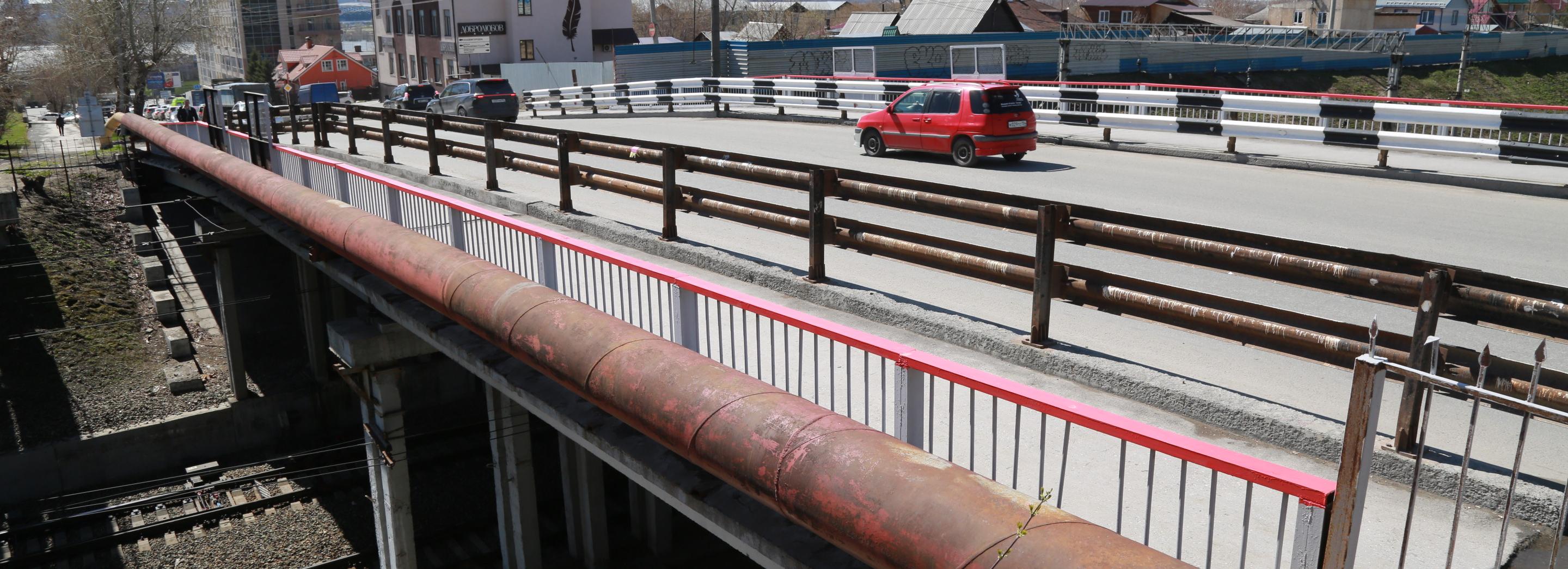 Две маршрутки пустят в объезд путепровода на Добролюбова