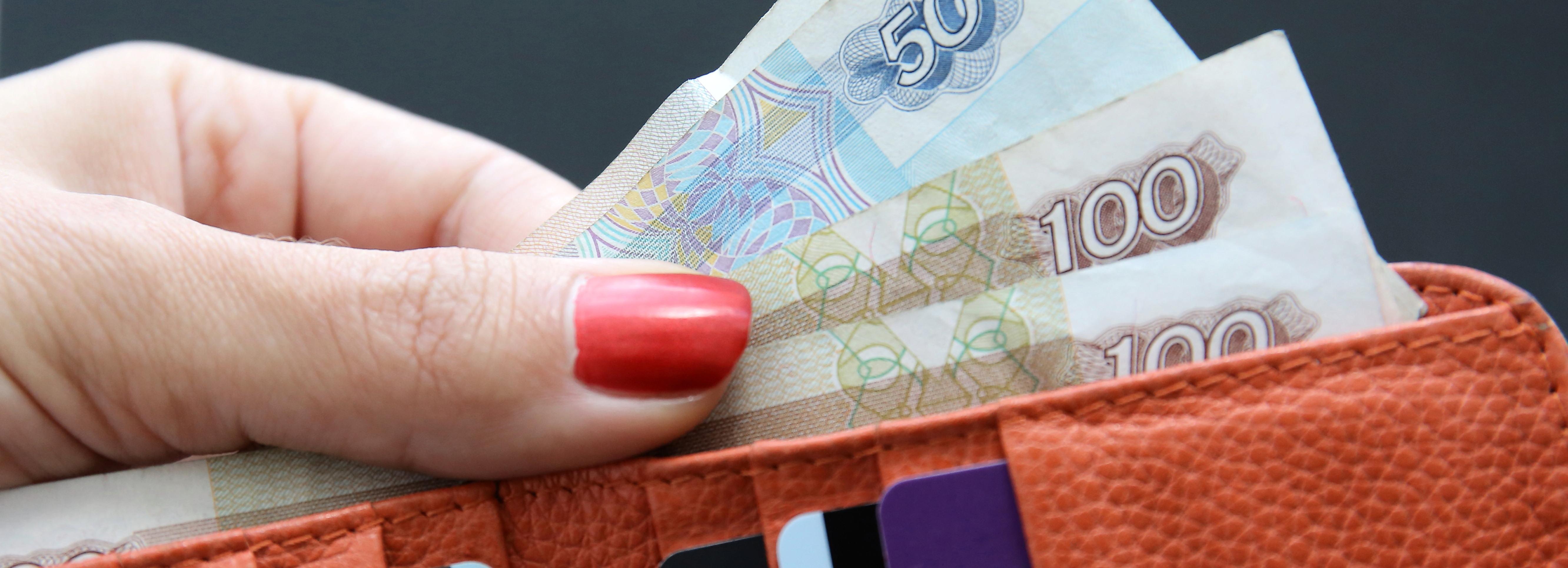 Возьмите паузу: как уберечься от мошенников, объяснил мэр Локоть