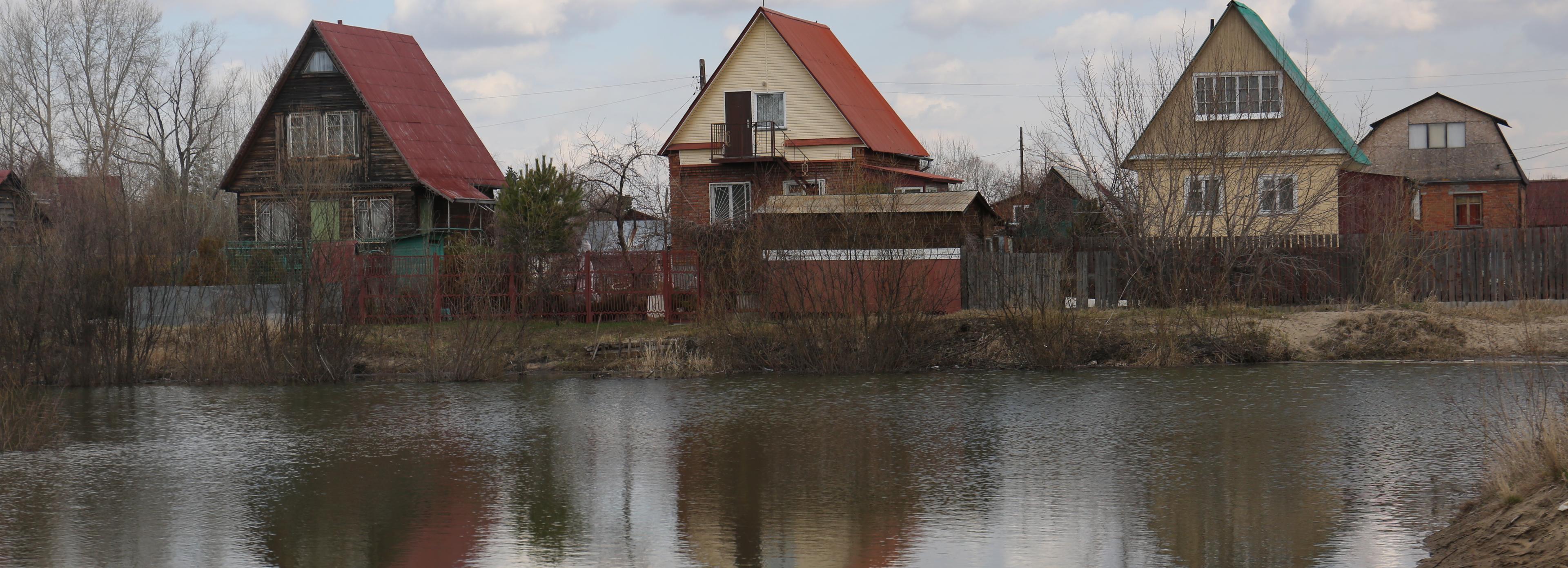 5 дачных обществ Новосибирска может подтопить при таянии снега на Алтае