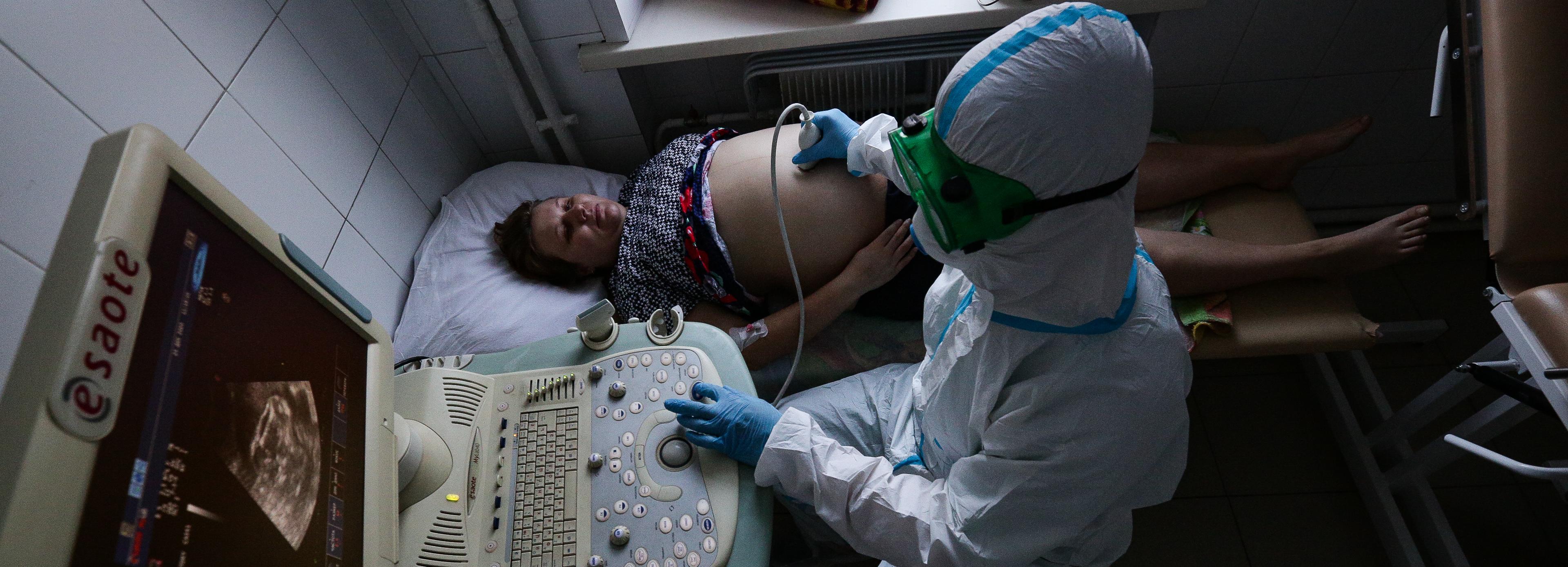 200 беременных в Новосибирской области привились от коронавируса