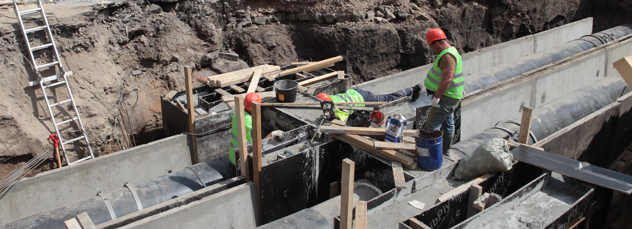 Сузили перекрёсток на Серебренниковской и улицу Тюленина