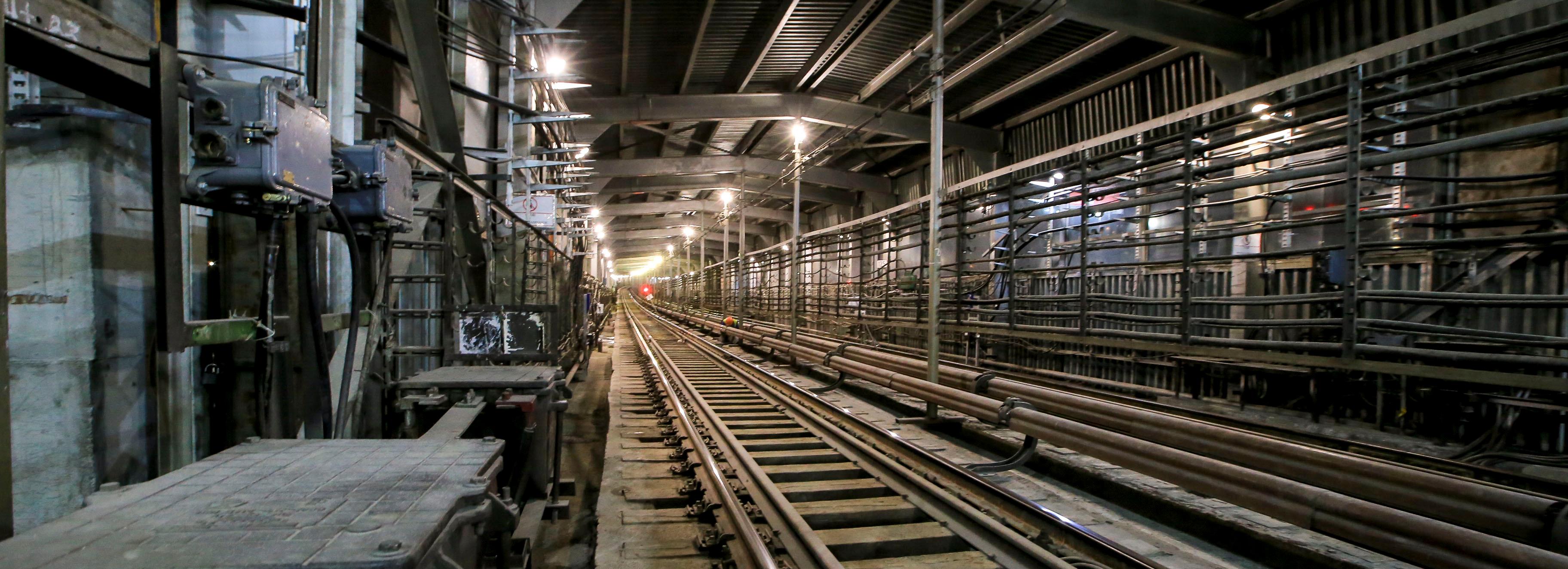 Две станции метро Новосибирска 15 сентября сократят часы работы