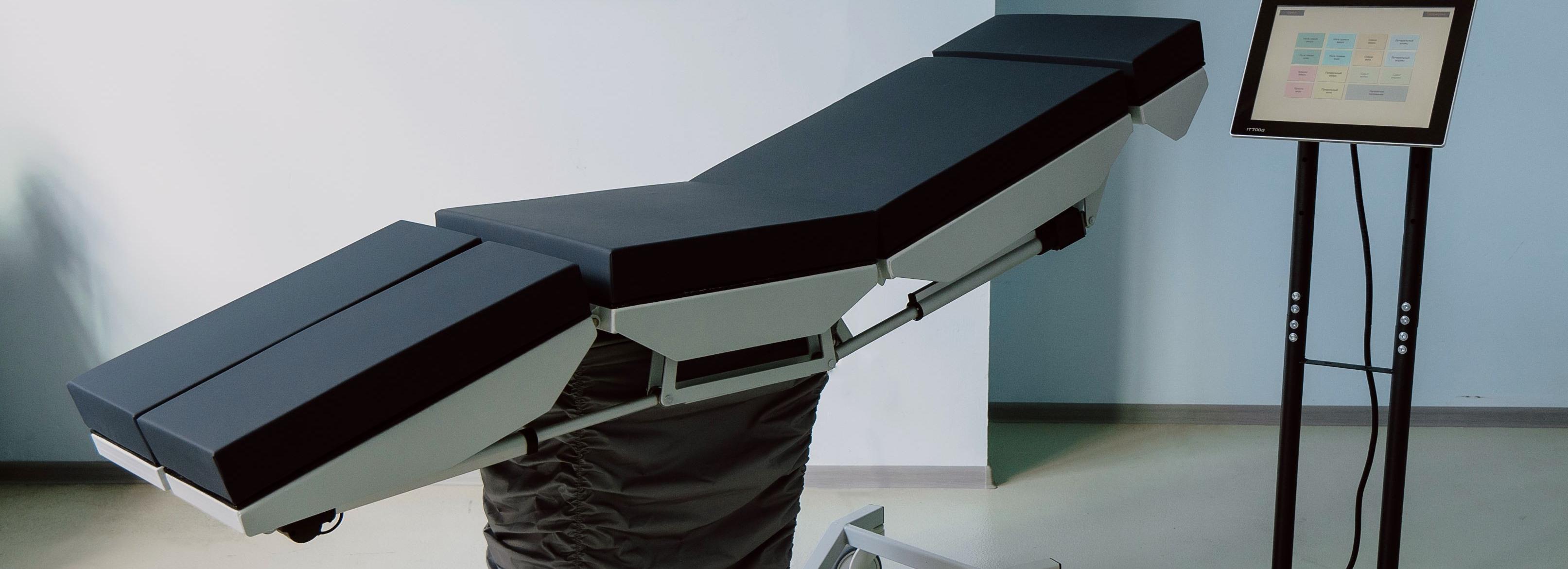 Хирургический стол с 7 режимами работы сконструировали в НГТУ