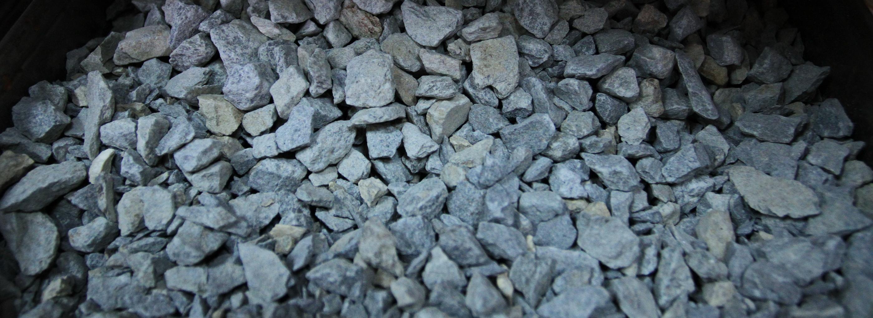 21 млн заложили на отсыпку щебнем дорог частного сектора в Новосибирске