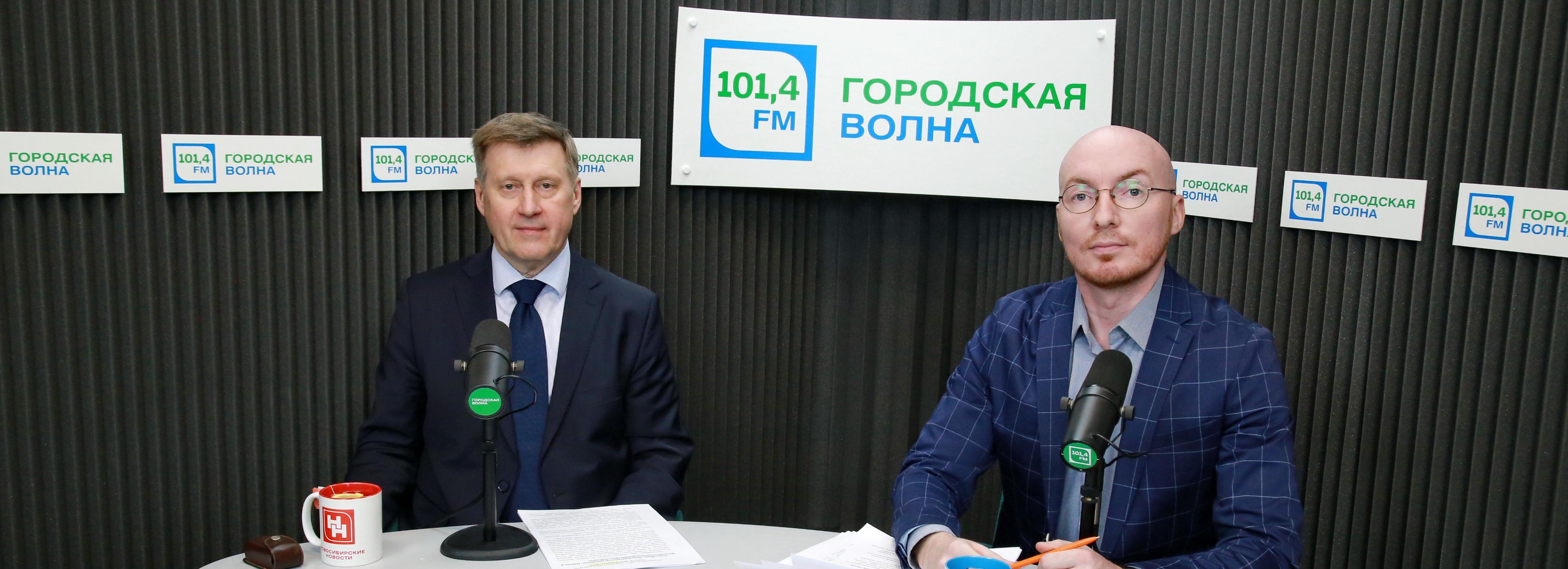 Мэр отвечает: День Победы, ремонт дорог и цены на продукты