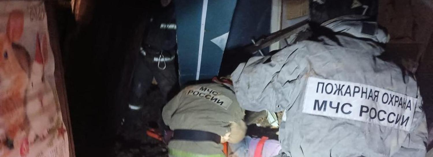 Двух женщин спасли из-под завалов рухнувшего дома под Новосибирском