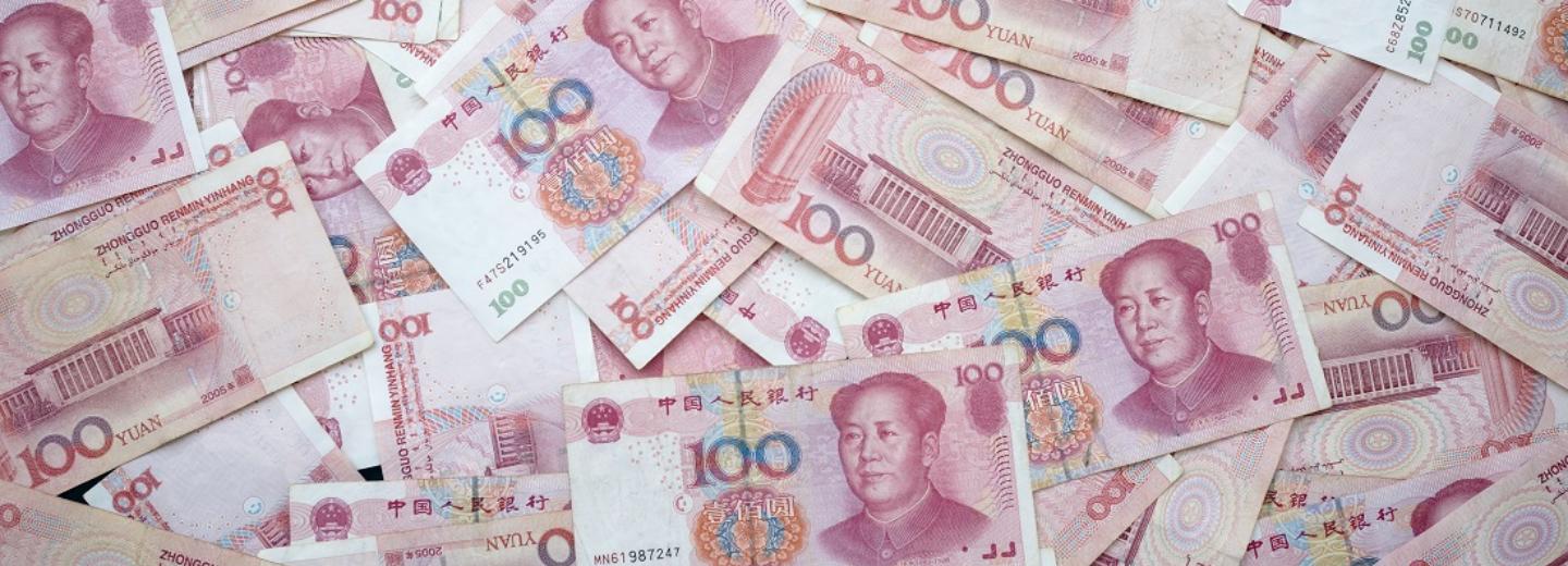 Хранить ли сбережения в юанях: советы новосибирского экономиста