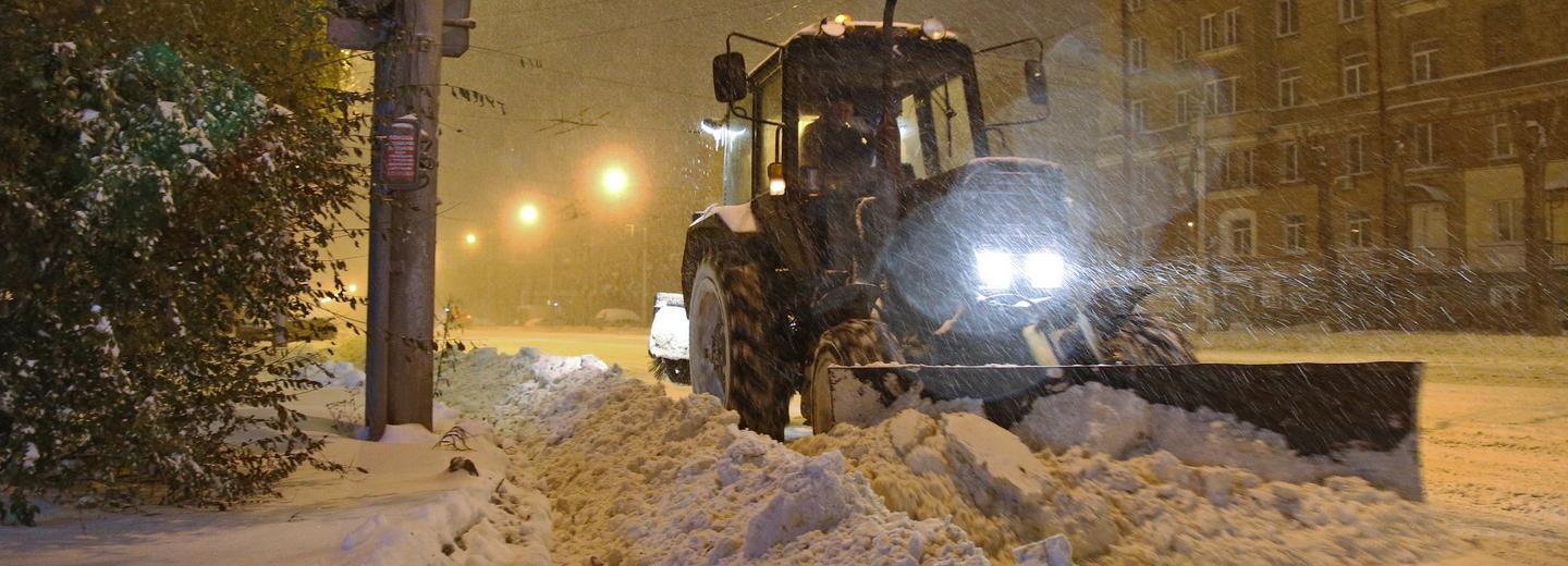 В Новосибирске объявили конкурсы на покупку снегоуборочной техники