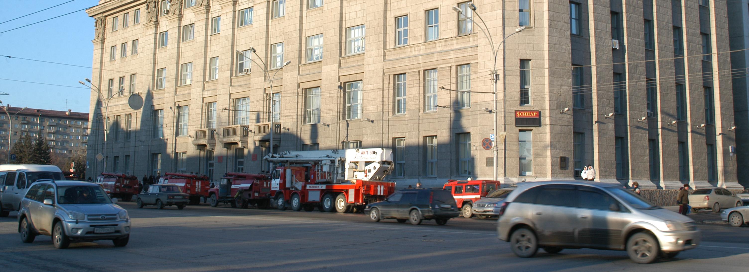 300 многодетных семей получили пожарные извещатели в Новосибирске