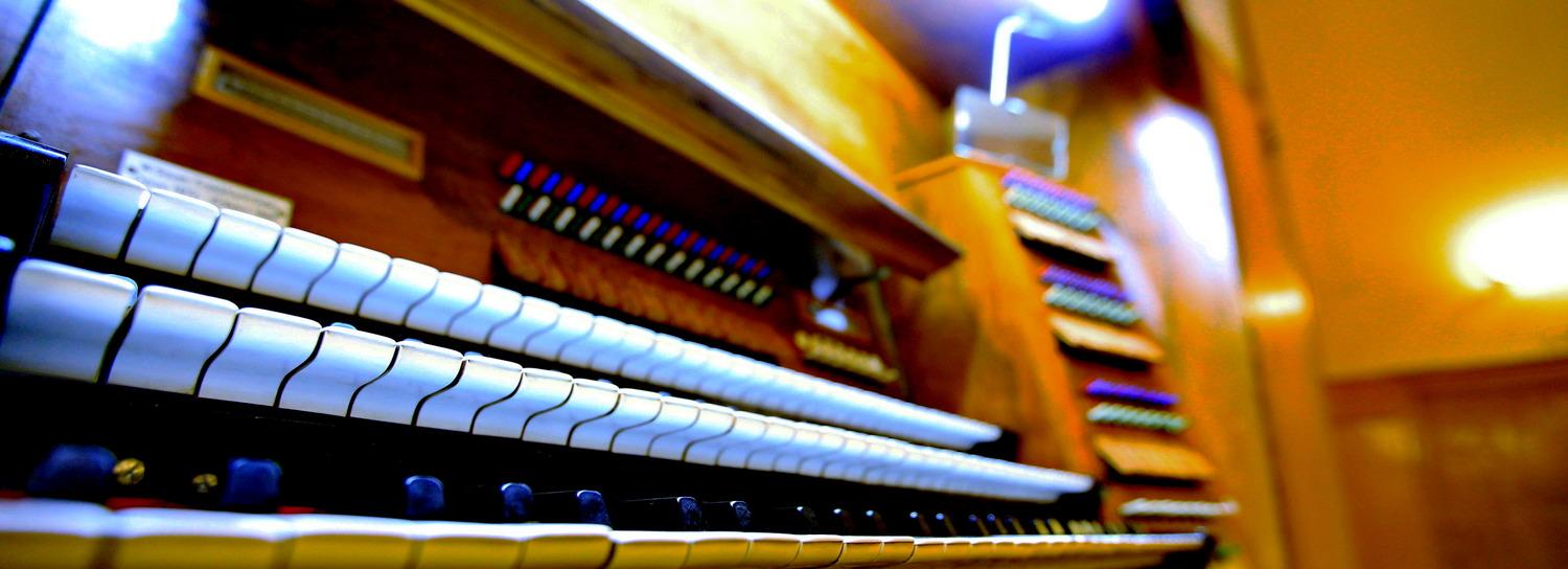 К юбилею новосибирской консерватории отремонтируют общежитие