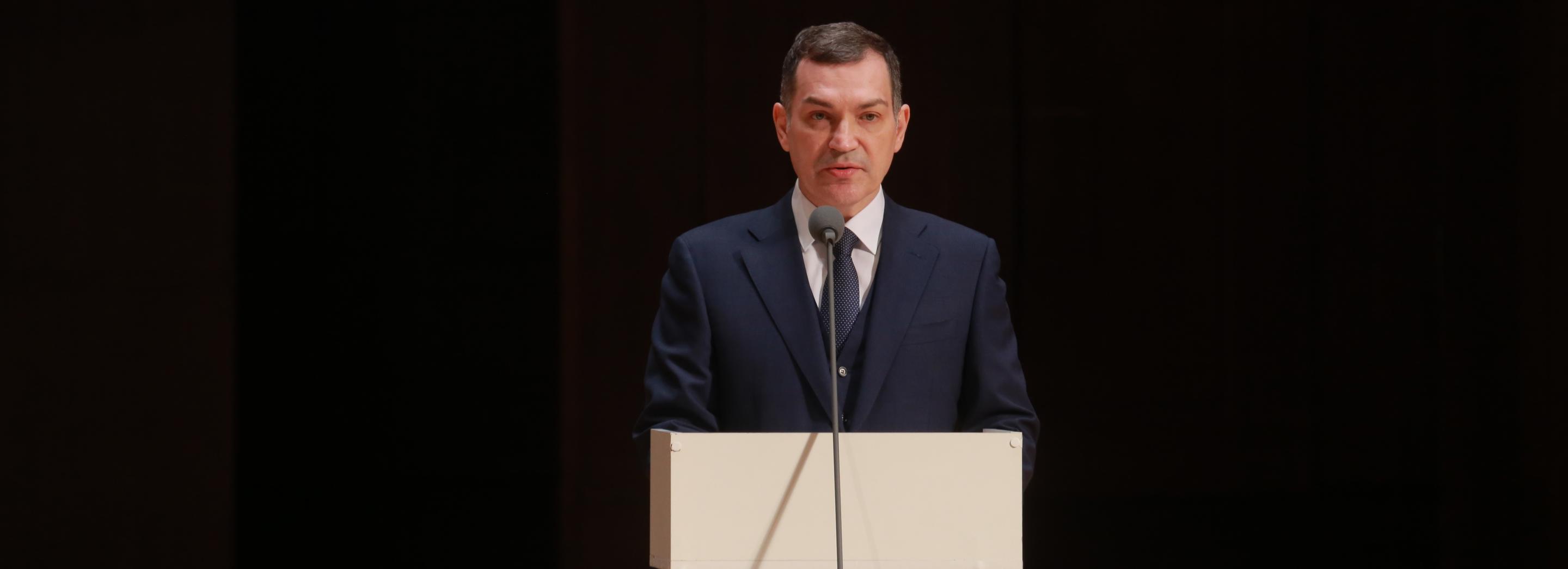 Мэр Кудрявцев поздравляет новосибирских педагогов с Днём учителя