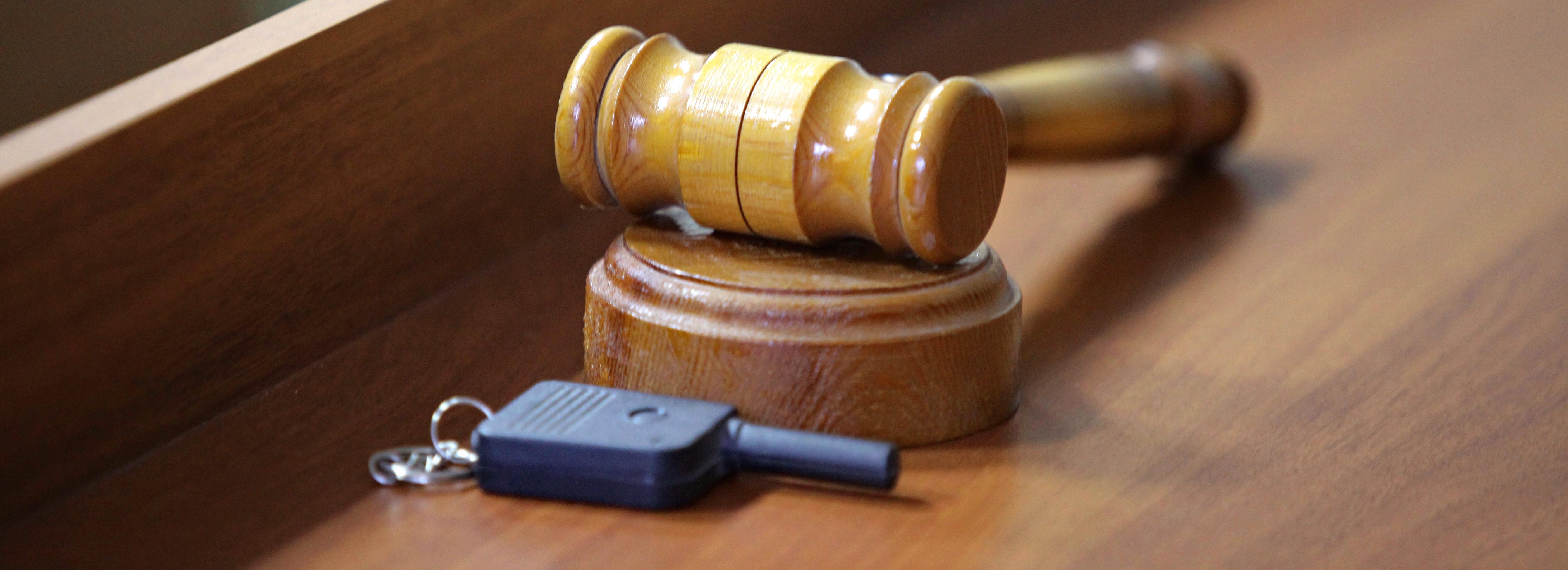 У чиновника новосибирского Росздравнадзора нашли липовый диплом