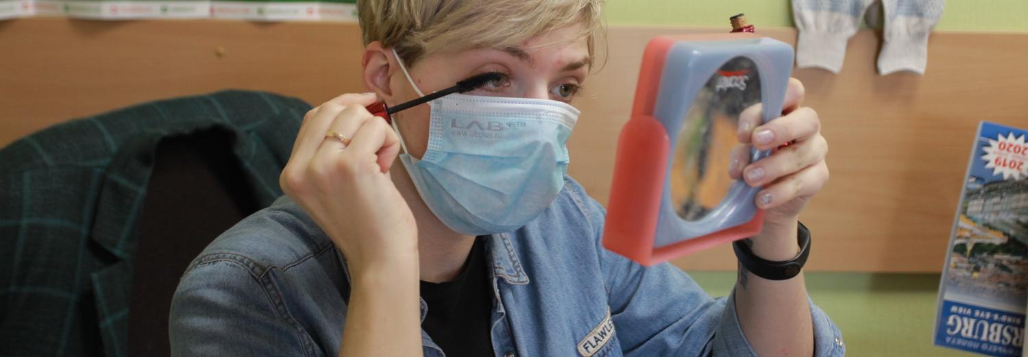 Китайские посылки, чеснок и маски: пять мифов про коронавирус