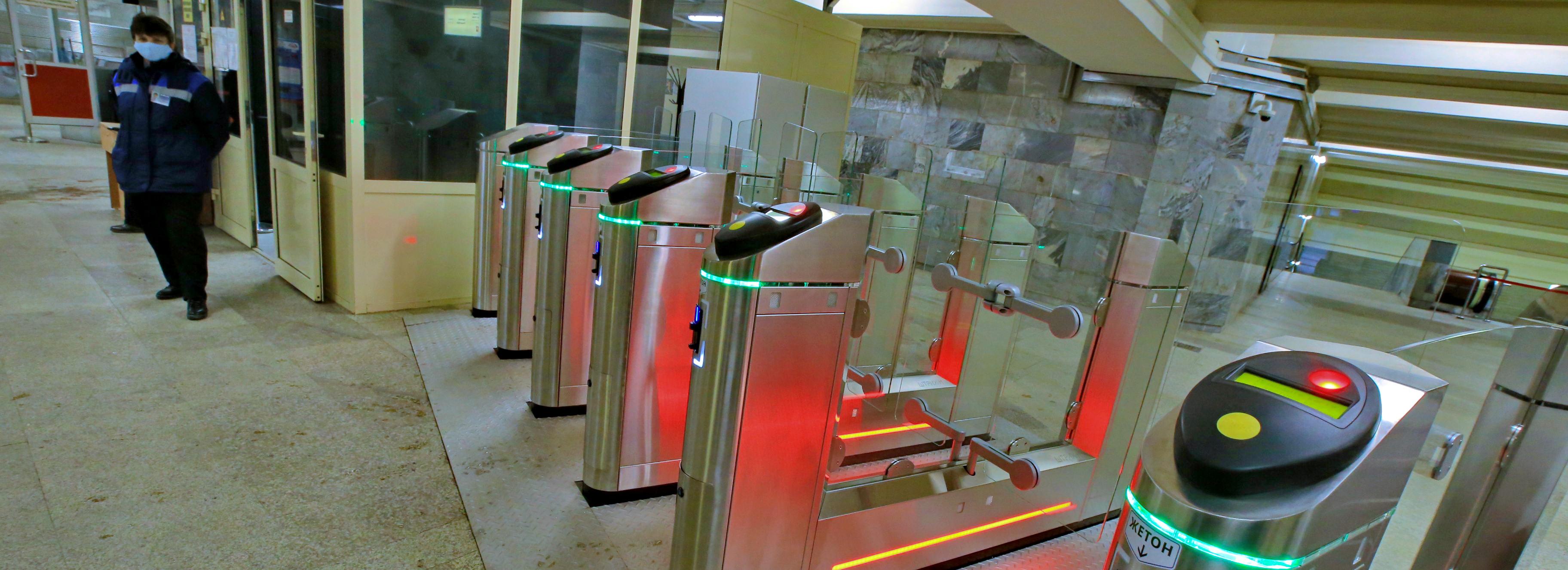 Низкая плата за проезд не даёт покупать вагоны для новосибирского метро