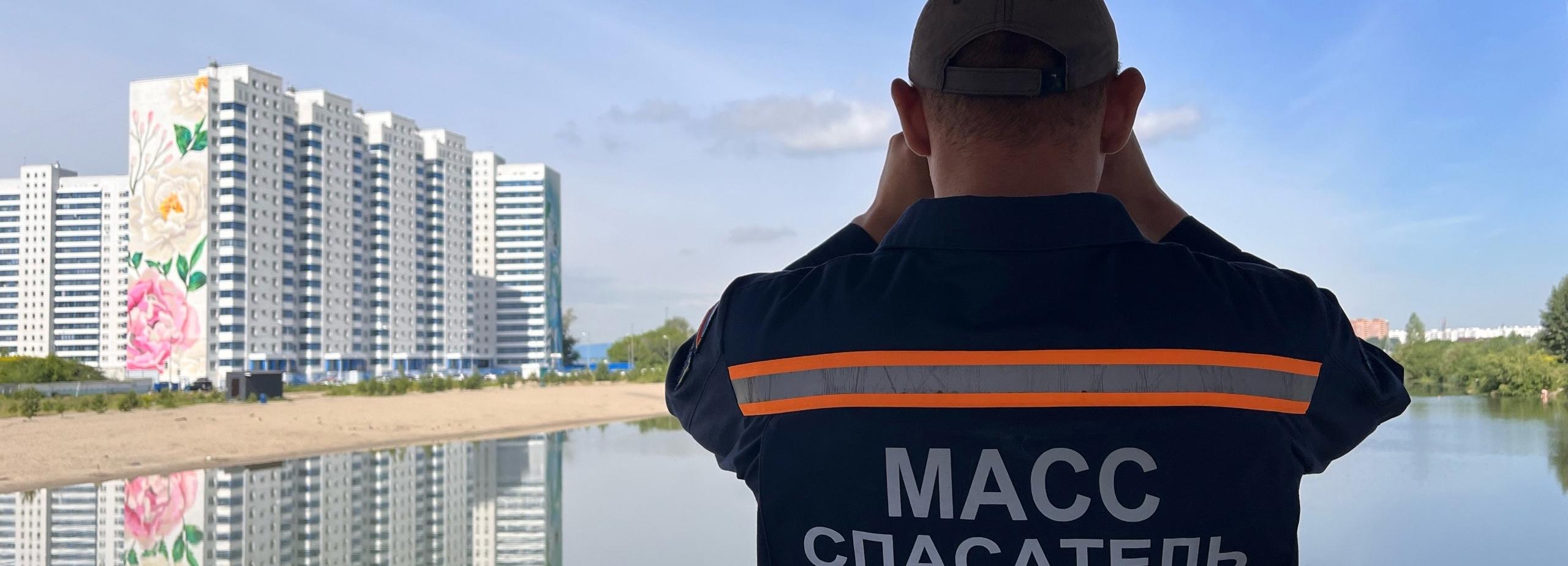 Что делать, если человек тонет — инструкция от спасателей