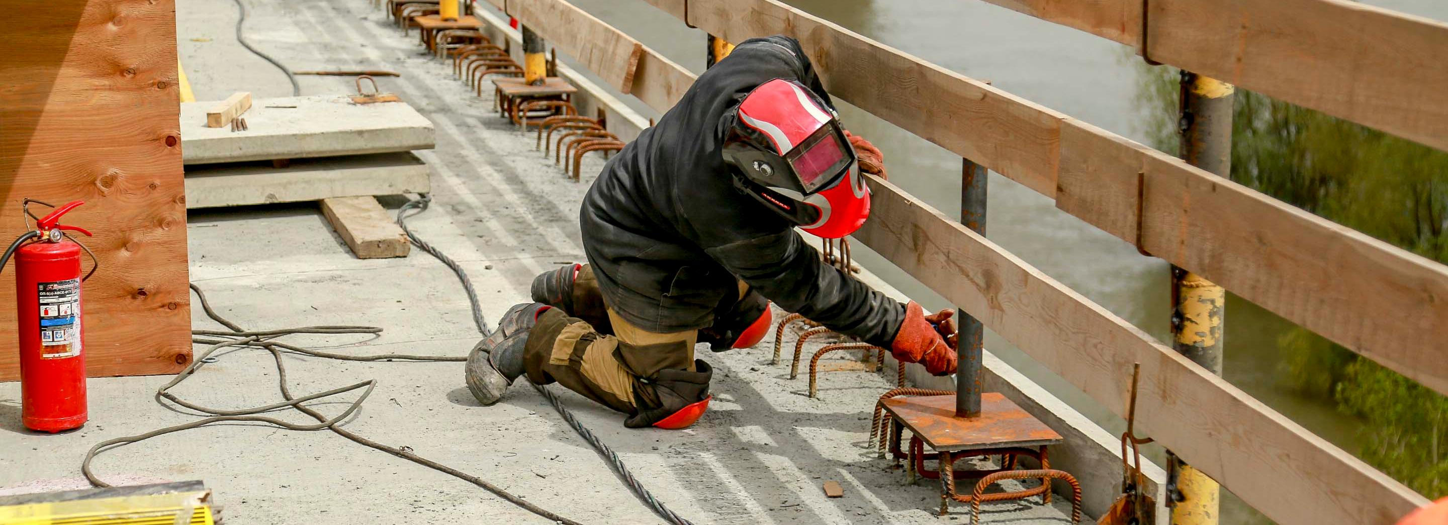 Бывшего подрядчика по ремонту Октябрьского моста внесли в «чёрный список»