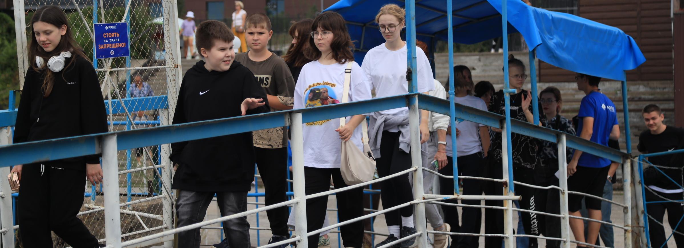 90 детей с новых территорий и юга России приехали в Новосибирск