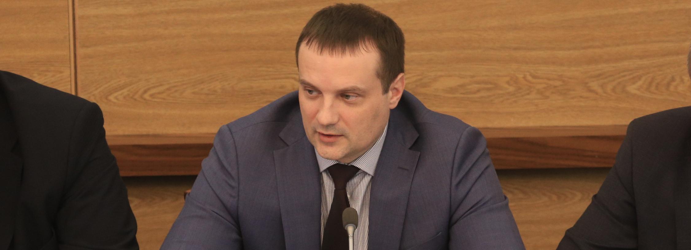 Арестовано имущество министра Архипова по иску на 14 млн рублей