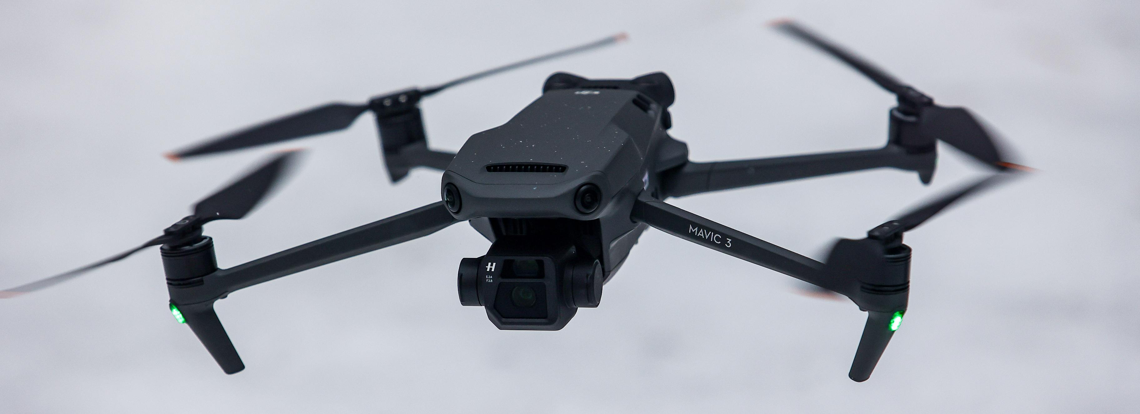 Раненного при атаке дронов бойца прооперировали в облбольнице