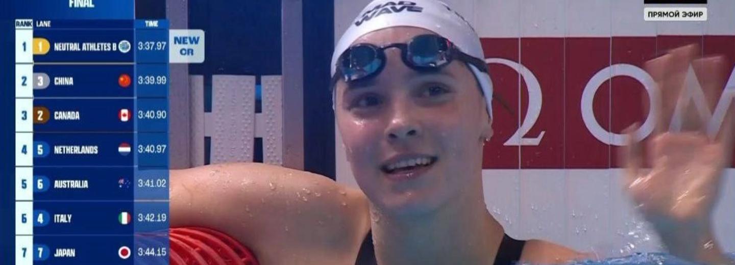 Мэр Кудрявцев поздравил чемпионку мира по плаванию