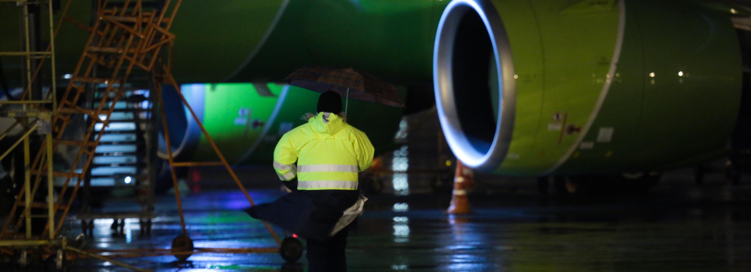 Летевший из Новосибирска на Камчатку самолёт посадили в Хабаровске