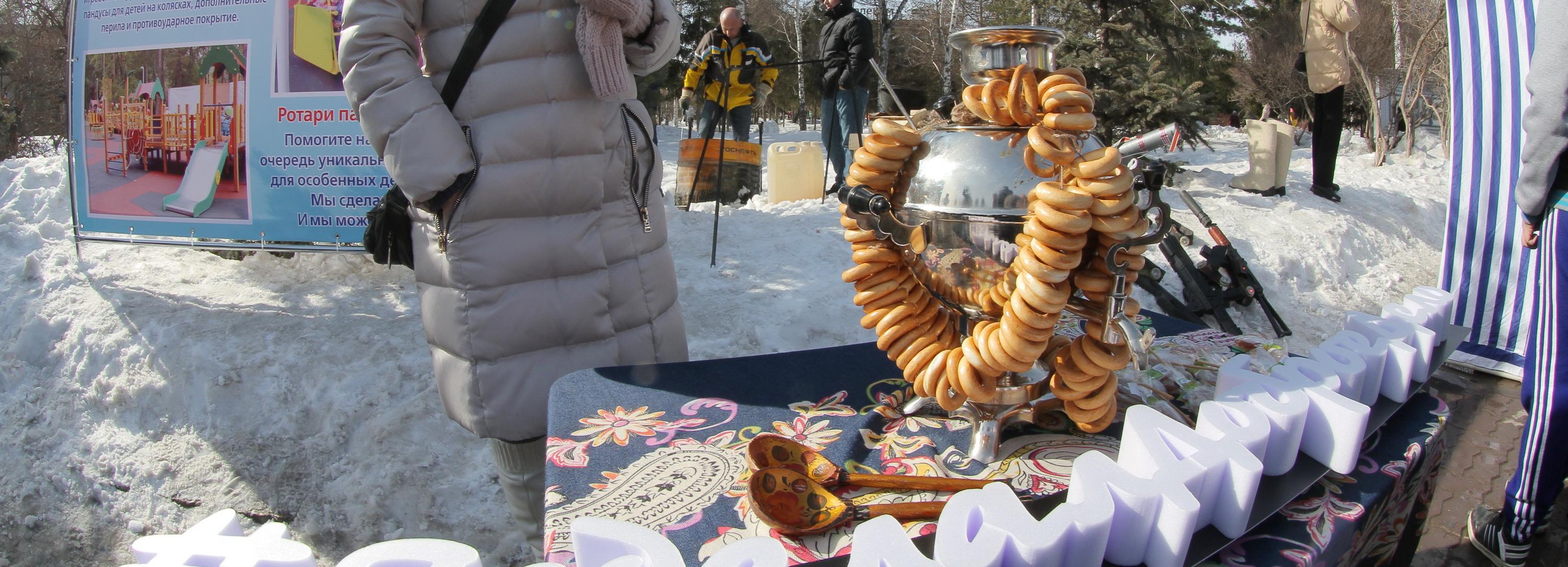 Афиша выходных: салют на набережной, Масленица и фильмы из архива