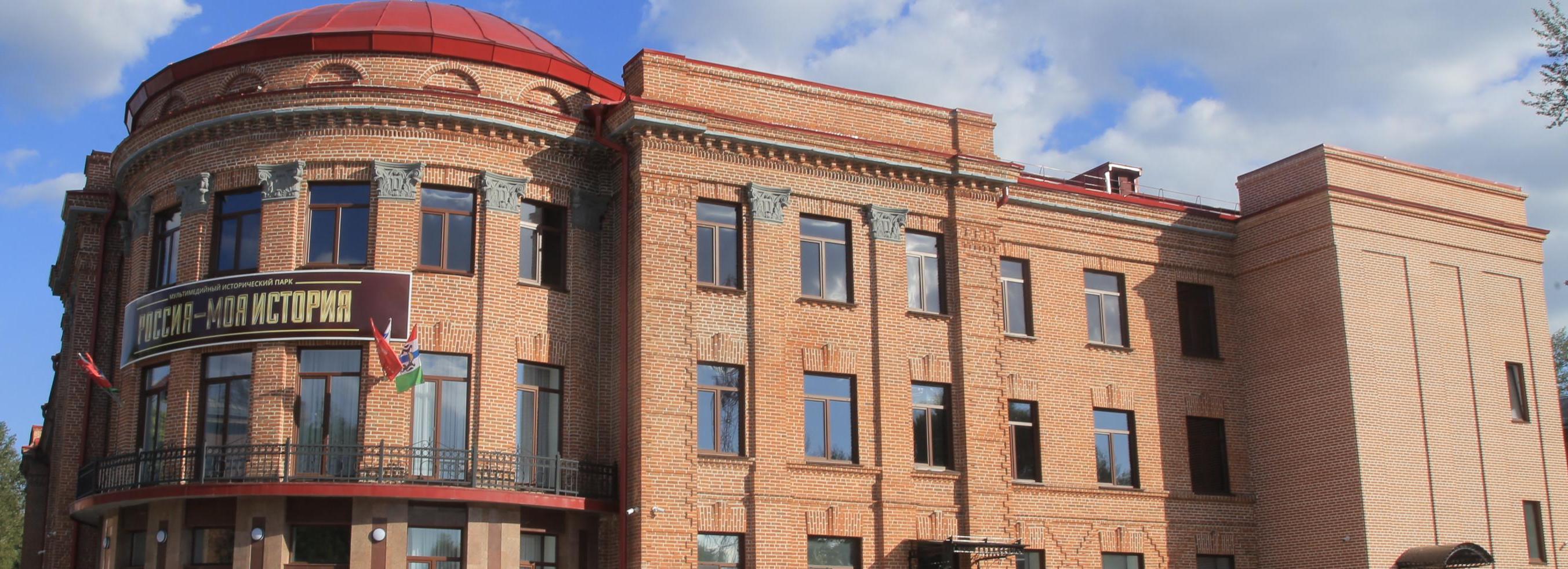 Сбитый дрон «Фурия» и огнемёт «Шмель» передали новосибирскому музею