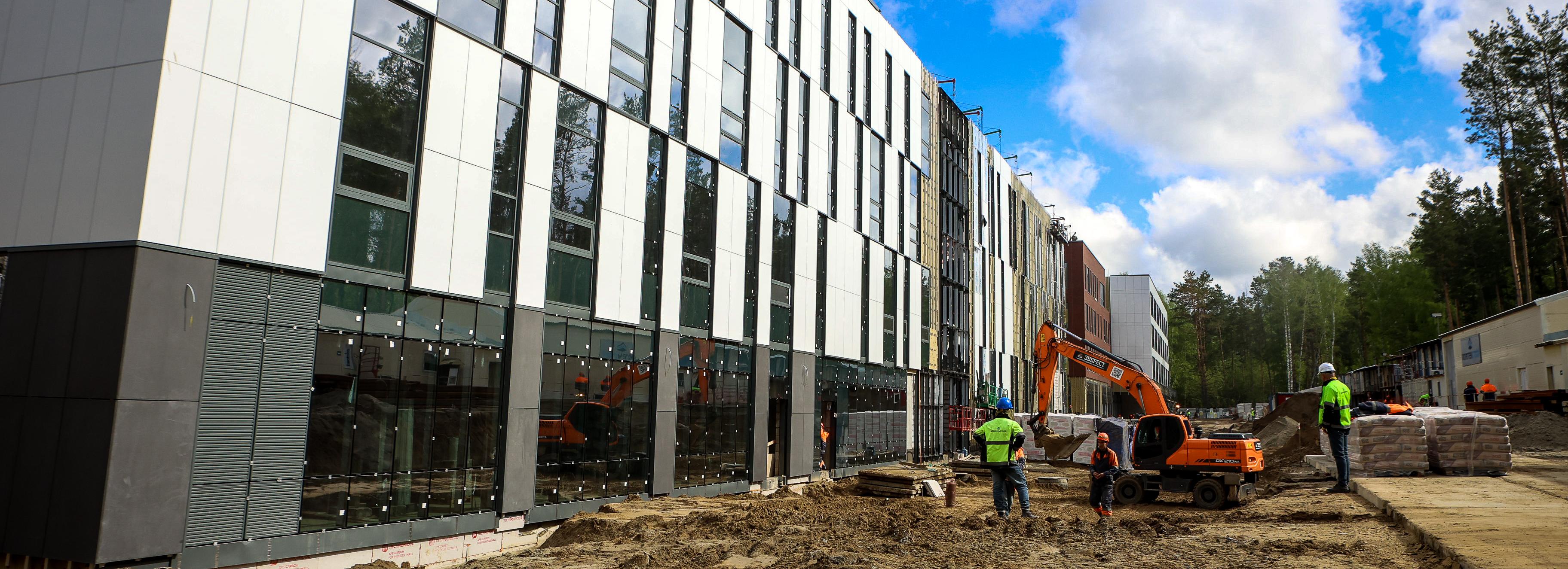 Строят ударными темпами: умный кампус НГУ показали журналистам