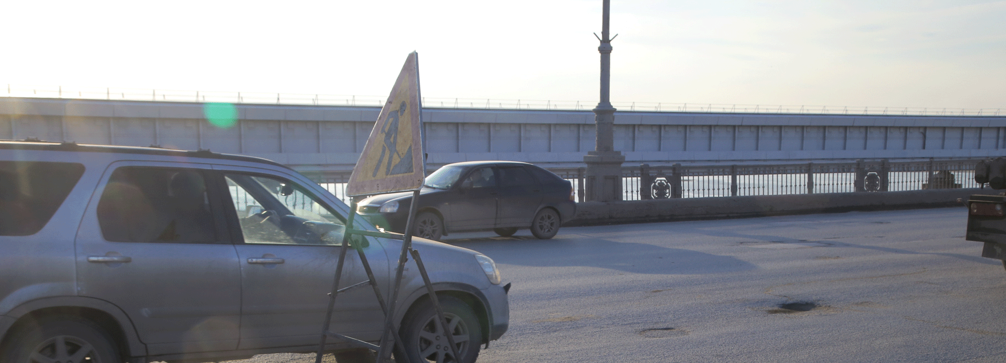 Чугунные литые перила на Октябрьском мосту полностью заменят