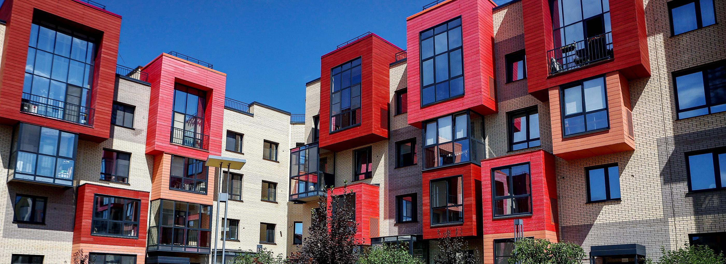 Фонтан-шутиха, античный форум и мельница: чем удивляет ЖК «Спектр»