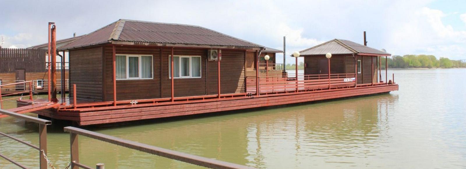 Амстердамский стиль: квартиры-баржи на воде продают в Новосибирске