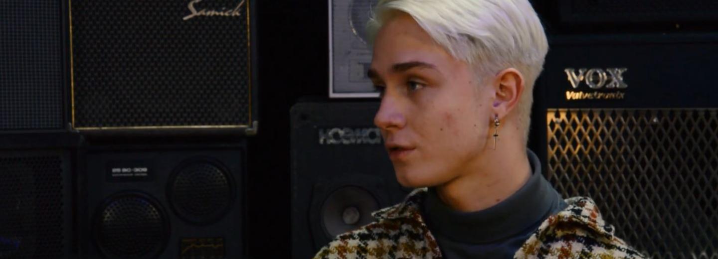 Блогер из Новосибирска Саша Акела рассказал, как стать звездой TikTok