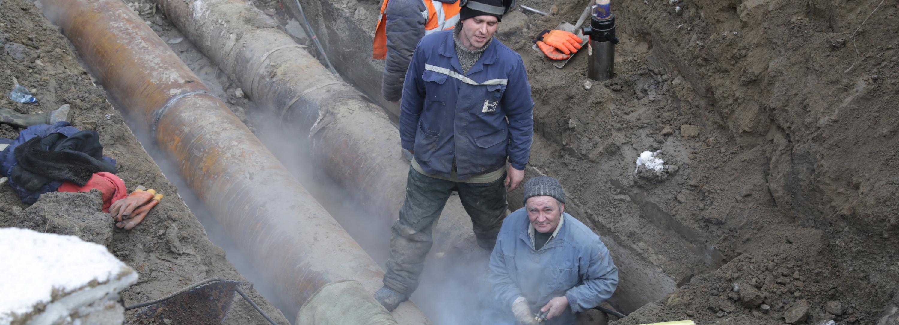 Улицу возле НГТУ сузили до 7 мая из-за ремонта теплотрассы