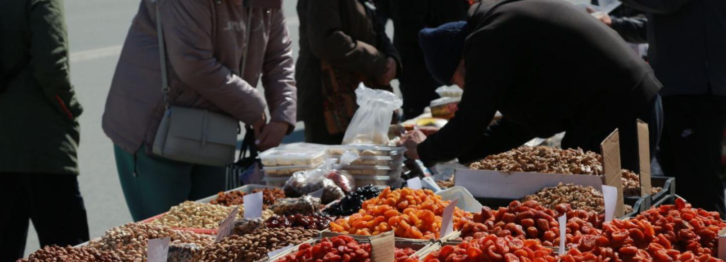 Сельхозярмарку развернут в субботу у ГУМа в Новосибирске