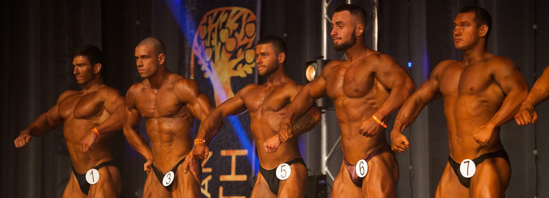 Афиша выходных: Niletto, Митя Фомин и стриптиз сталеваров к 8 Марта