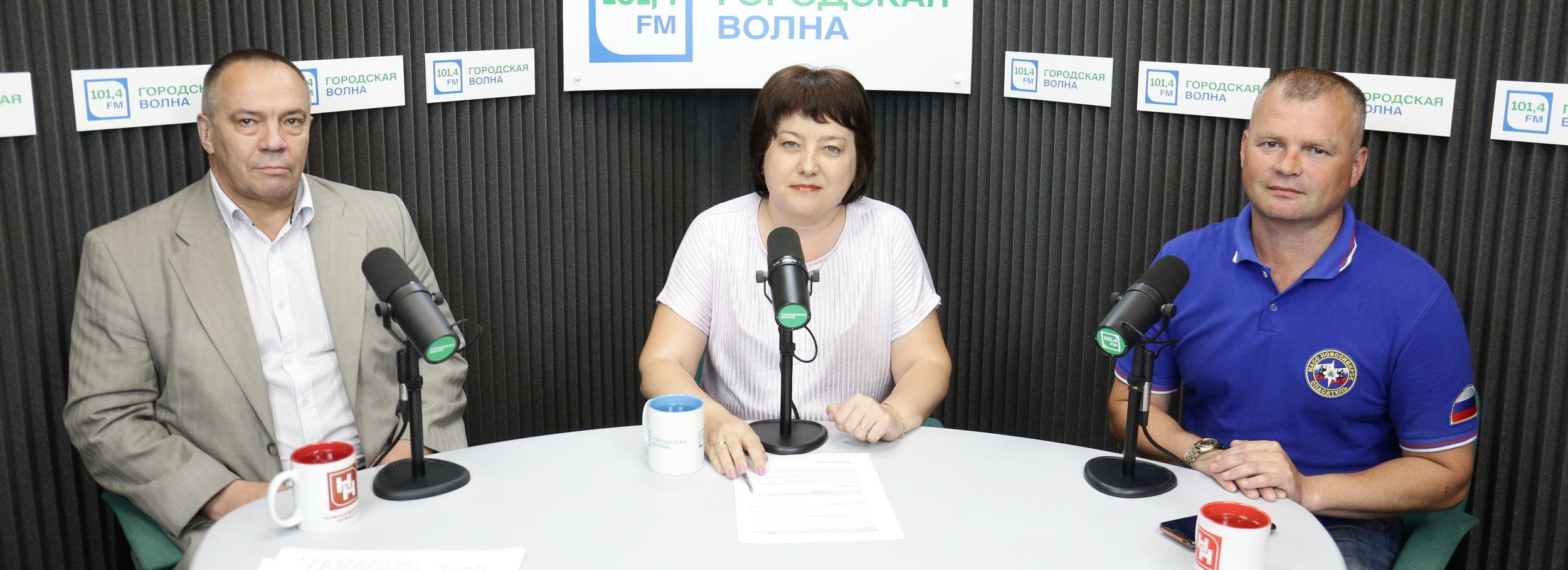 Спасатели рассказали, зачем поднимают чёрный шар над пляжем