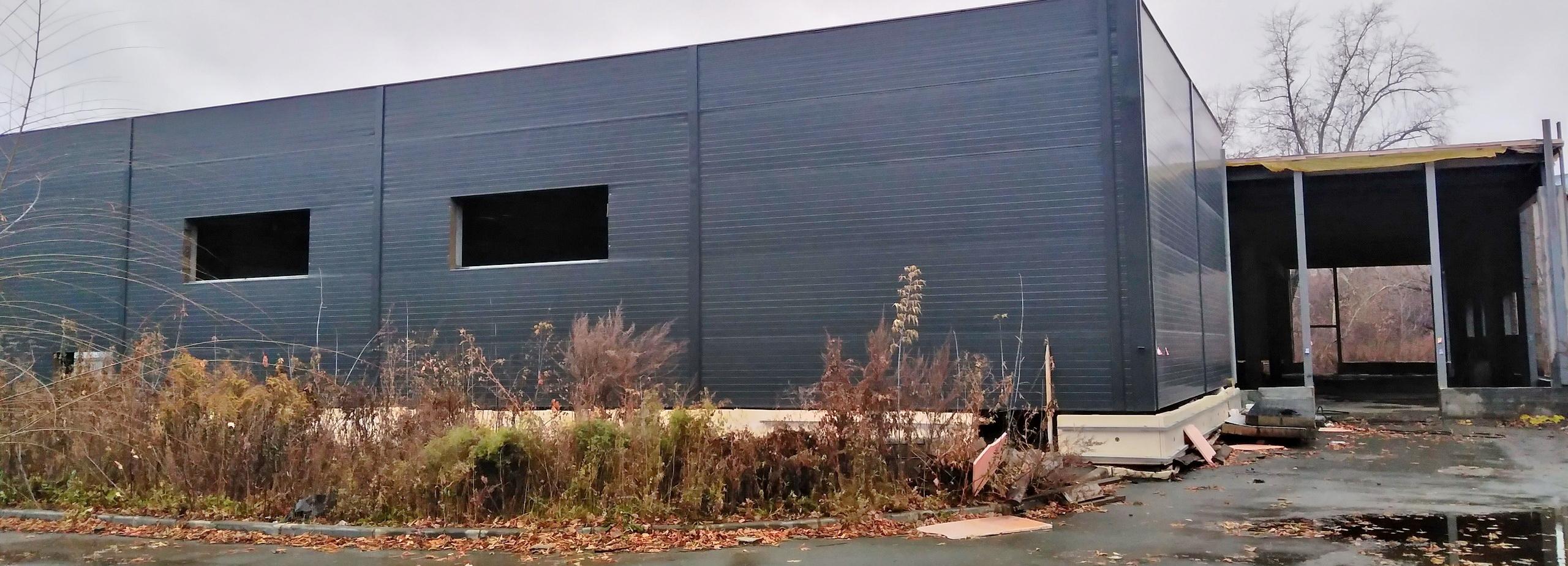 Брошенную площадку возле 34-й больницы на Титова проверит стройнадзор