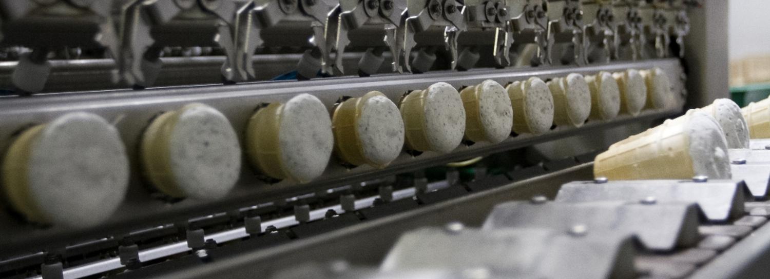 Новосибирск отправил четыре тонны мороженого во Вьетнам